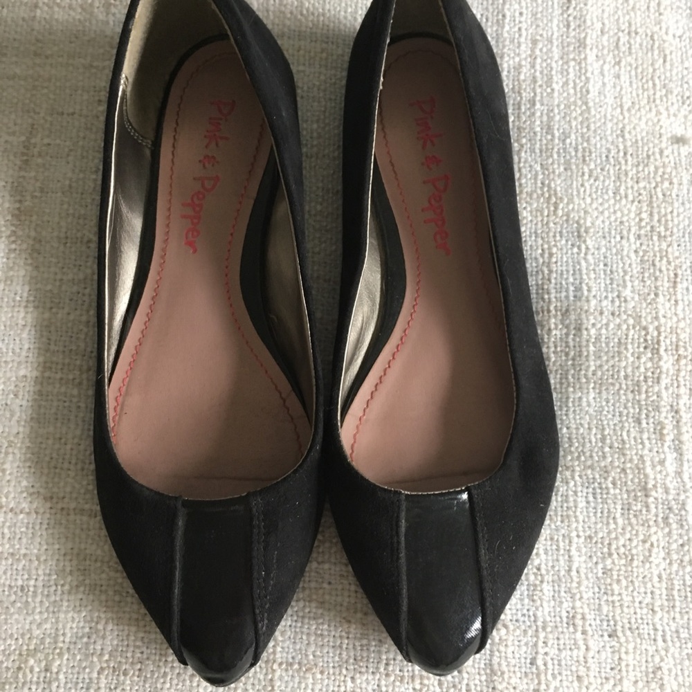 Closet Closing!! Black pointed toe flats